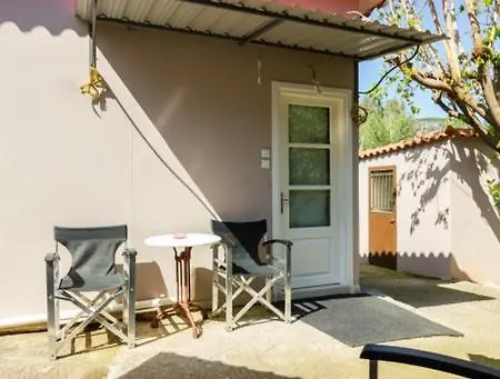Terpno Apartment *