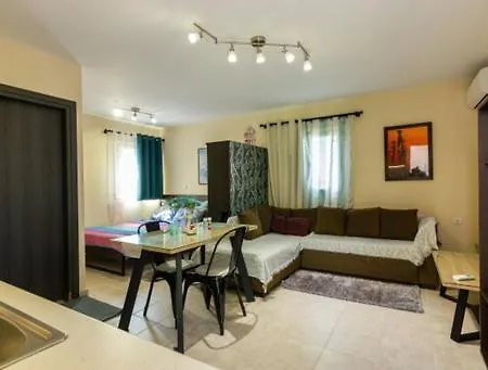 Terpno Apartment *